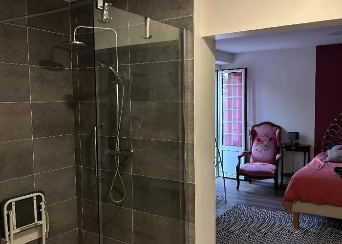 Aux Abris Des Vents D'anges Bed & Breakfast Les Artigues-de-Lussac